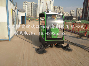 上海堡华建筑有限公司—HRD-1900S半封闭驾驶式扫地车案例