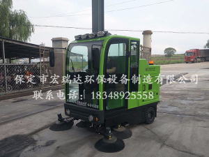 河北宏瑞达工厂清扫车2000S走进山西潞城市天邦建材有限公司