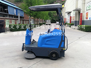 徐水玻璃厂使用保定宏瑞达电动清扫车案例
